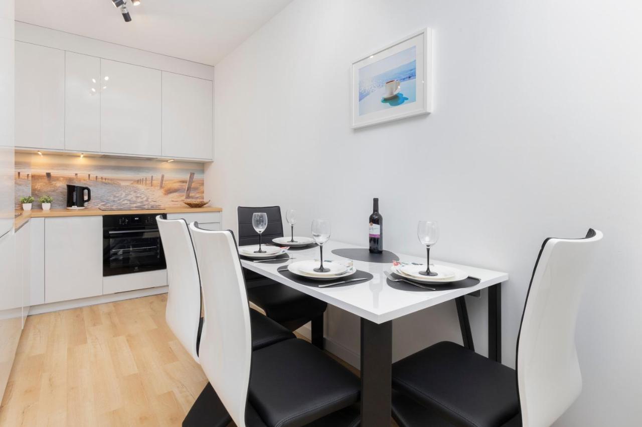 Plac Unii Apartment Gdynia By Noclegi Renters Buitenkant foto